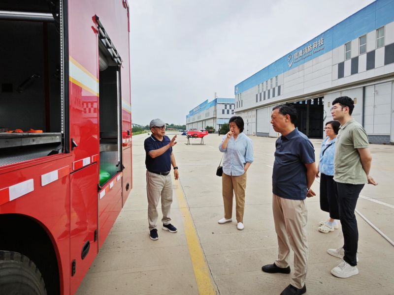 中國消防協(xié)會(huì)專家組調(diào)研獵鷹消防團(tuán)體標(biāo)準(zhǔn)實(shí)施成效