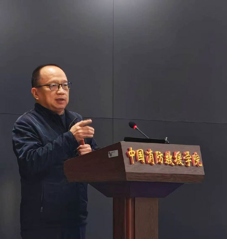 獵鷹消防張萬(wàn)民受邀為國(guó)家消防救援局基層消防安全培訓(xùn)授課